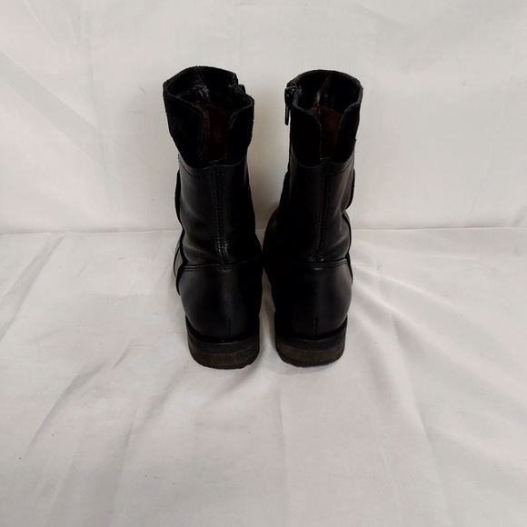 Umberto Raffini Uma Boots - Picture 4 of 13